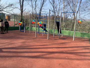 cb8e313d-4378-40a7-bba9-5e2f349cb7d3